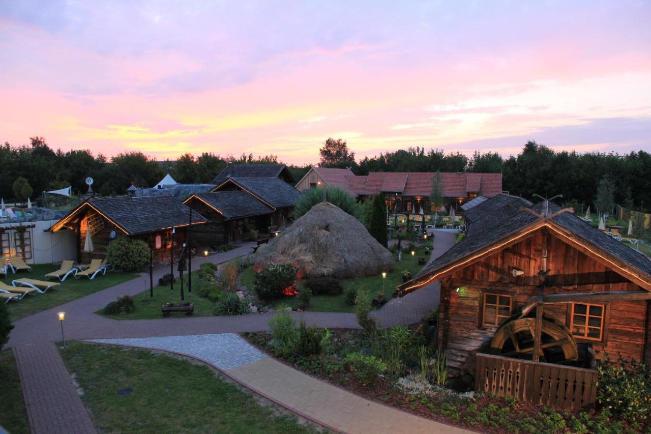 Spreewelten Hotel Luebbenau Exterior photo